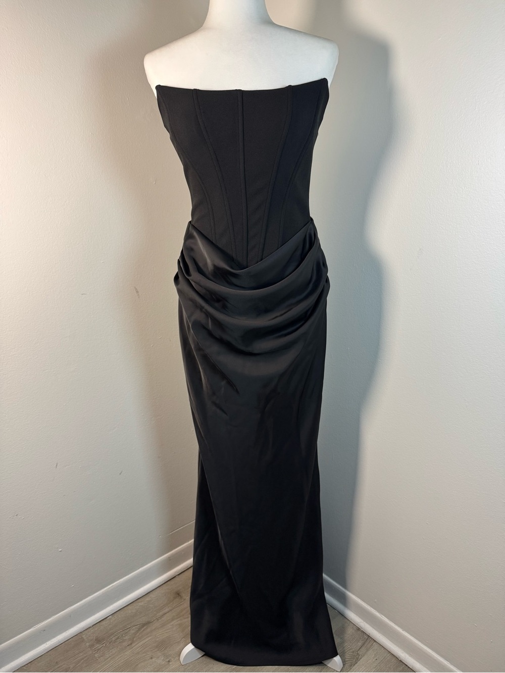 NEW Betsy and Adam Debra strapless corset mixed media draped gown in black Sz 8 - Picture 6 of 16